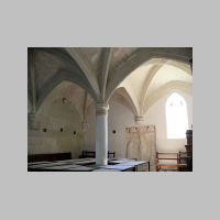 Monastiques au sud - Ancienne salle capitulaire avec, Photo by Jacques Mossot on Structurae.jpg